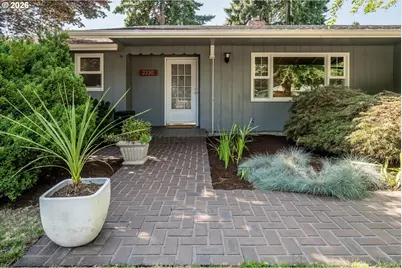 2230 Azure St, Eugene, OR 97401 - Photo 2
