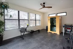 570 Toms Dr, Hood River, OR 97031 - Photo 38