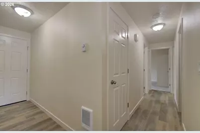 4216 NE 45th Ave, Vancouver, WA 98661 - Photo 8