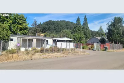 406 Waddell Ave, Amity, OR 97101 - Photo 2