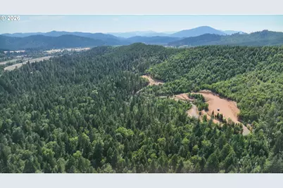 116 Crooks Creek Rd, Selma, OR 97538 - Photo 2