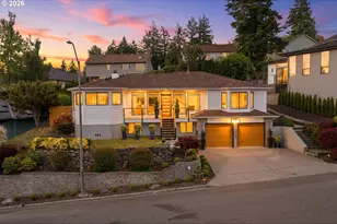8002 SE 140th Dr, Portland, OR 97236 - Photo 2