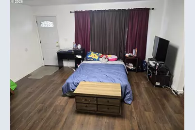 2137 Castle Ave, Roseburg, OR 97471 - Photo 20