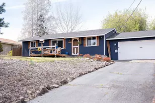 1923 SW 20th, Redmond, OR 97756 - Photo 2