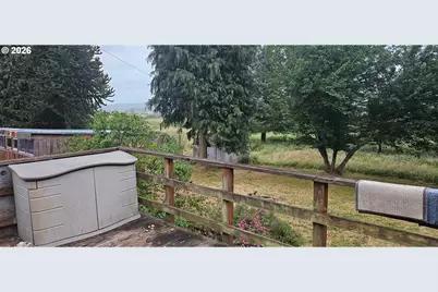 12374 River Front Rd, Clatskanie, OR 97016 - Photo 4