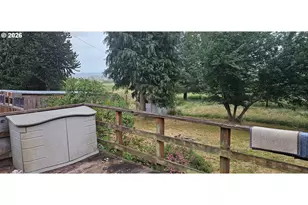 12374 River Front Rd, Clatskanie, OR 97016 - Photo 4