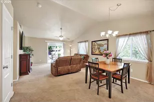 87836 8th St, Veneta, OR 97487 - Photo 6