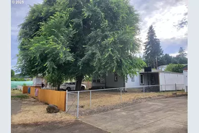 425 Birch St, Yoncalla, OR 97499 - Photo 4