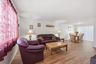 1943 W 17th Ave, Eugene, OR 97402 - Photo 6