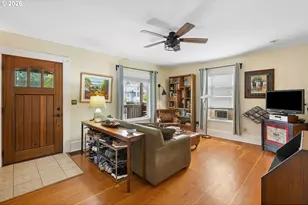 1905 SE Harold St, Portland, OR 97202 - Photo 4