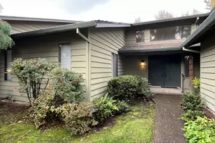 1215 NW Driftwood Pl, McMinnville, OR 97128 - Photo 1