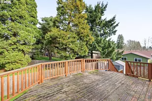 3325 SE Maple Ct, Hillsboro, OR 97123 - Photo 24