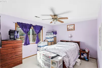 3325 SE Maple Ct, Hillsboro, OR 97123 - Photo 22