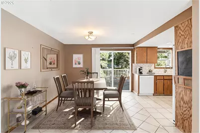 3325 SE Maple Ct, Hillsboro, OR 97123 - Photo 10