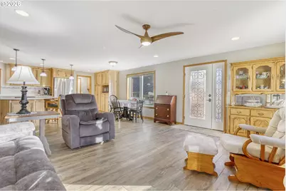 357 SE 7th Ave, Canby, OR 97013 - Photo 14