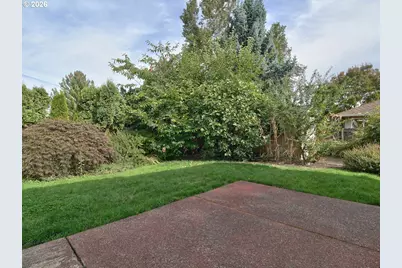 648 NW Pacific Grove Dr, Beaverton, OR 97006 - Photo 42
