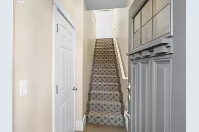 712 NW 118th Ave #103, Portland, OR 97229 - Photo 4