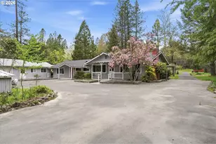 234 Penny Ln, Grants Pass, OR 97527 - Photo 4