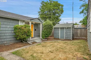 5821 SE Knapp St, Portland, OR 97206 - Photo 6