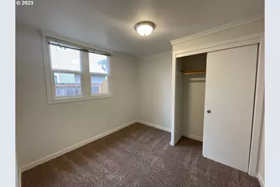 5821 SE Knapp St, Portland, OR 97206 - Photo 18