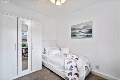 15390 SW Davis Rd, Beaverton, OR 97007 - Photo 18