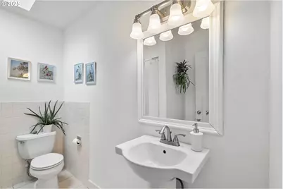 15390 SW Davis Rd, Beaverton, OR 97007 - Photo 20