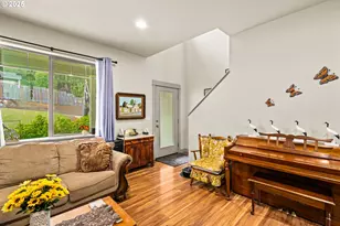 87977 10th St, Veneta, OR 97487 - Photo 8