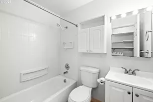 2712 SE 138th Ave, Portland, OR 97236 - Photo 22