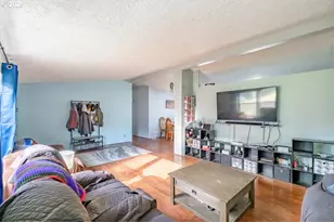 1202 49th Ave, Sweet Home, OR 97386 - Photo 4