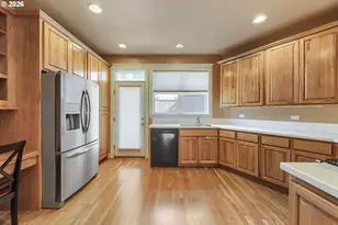 21999 NE Park Ln, Fairview, OR 97024 - Photo 14