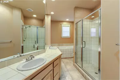 21999 NE Park Ln, Fairview, OR 97024 - Photo 18