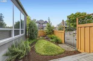 21999 NE Park Ln, Fairview, OR 97024 - Photo 36
