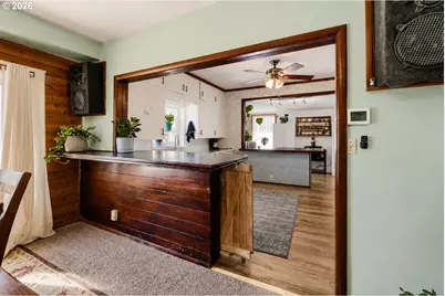 7110 SE Woodstock Blvd, Portland, OR 97206 - Photo 8