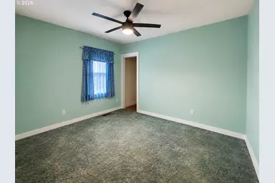 7110 SE Woodstock Blvd, Portland, OR 97206 - Photo 18