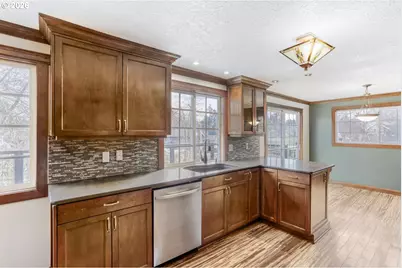 5710 SW 206th Ave, Beaverton, OR 97078 - Photo 8