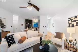 223 NE Ivy St, Portland, OR 97212 - Photo 2