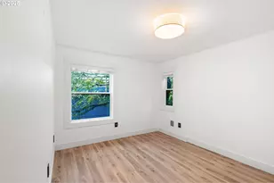 223 NE Ivy St, Portland, OR 97212 - Photo 20