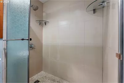 1220 NE 17th Ave #5A, Portland, OR 97232 - Photo 32