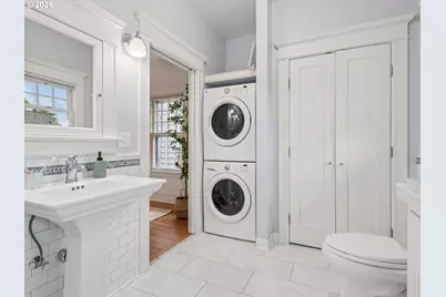 4023 NE Laddington Ct, Portland, OR 97232 - Photo 18