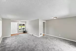 885 Oakway Dr, Coos Bay, OR 97420 - Photo 4