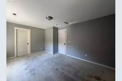 11221 SE Vernazza Ln, Happy Valley, OR 97086 - Photo 36