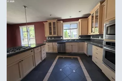 11221 SE Vernazza Ln, Happy Valley, OR 97086 - Photo 16
