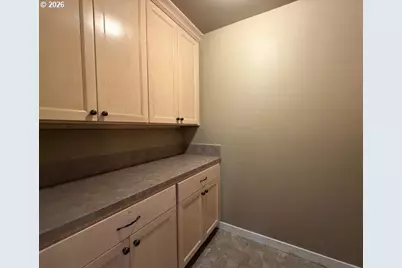 11221 SE Vernazza Ln, Happy Valley, OR 97086 - Photo 32