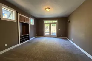 11221 SE Vernazza Ln, Happy Valley, OR 97086 - Photo 18