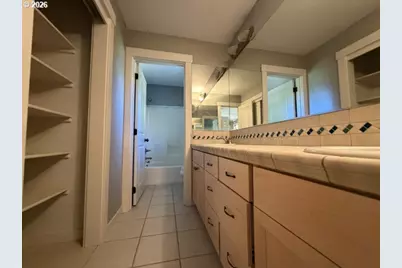 11221 SE Vernazza Ln, Happy Valley, OR 97086 - Photo 24