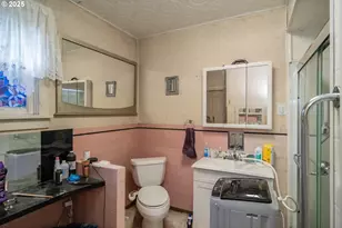 169 SE Houck Ave, Roseburg, OR 97470 - Photo 20