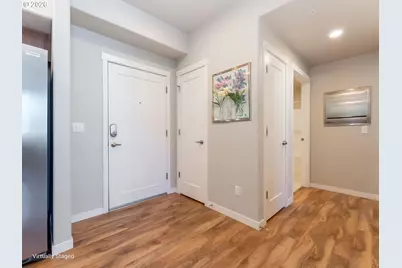 17137 SW Appledale Rd #206, Beaverton, OR 97007 - Photo 2