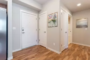 17137 SW Appledale Rd, Beaverton, OR 97007 - Photo 2