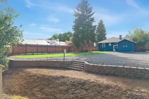 1250 Dewey Ave, Baker City, OR 97814 - Photo 12