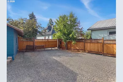 1250 Dewey Ave, Baker City, OR 97814 - Photo 14